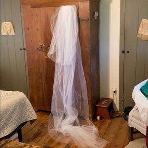 Jessica McClintock Veil 9 foot train